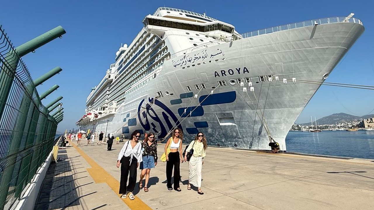 Marmaris’e 2 bin 540 turist gemiden indi