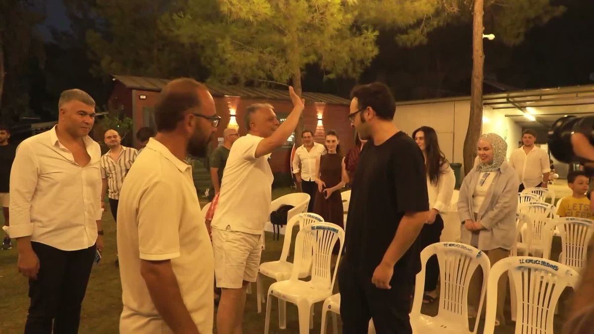 Muratpaşa Belediye Başkanı Uysal: “Türkiye, çölde açan bir çiçek gibi”